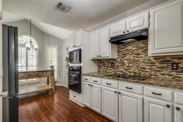2003 Terracotta Court, Lewisville, TX 75067