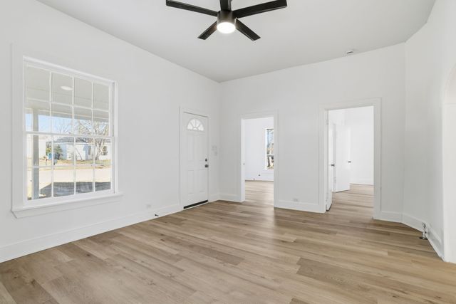 604 E Morton Street, Denison, TX 75021