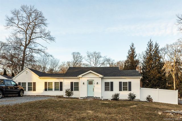 3 Cedar Road, Sound Beach, NY 11789