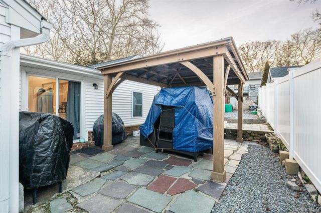 3 Cedar Road, Sound Beach, NY 11789