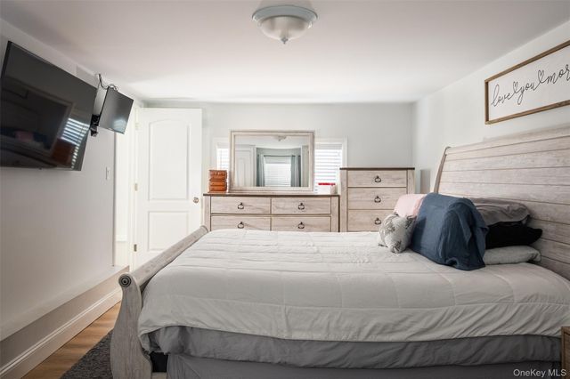 3 Cedar Road, Sound Beach, NY 11789