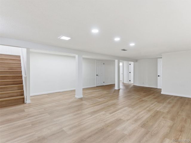 1544 Sheffield Road, Birmingham, MI 48009