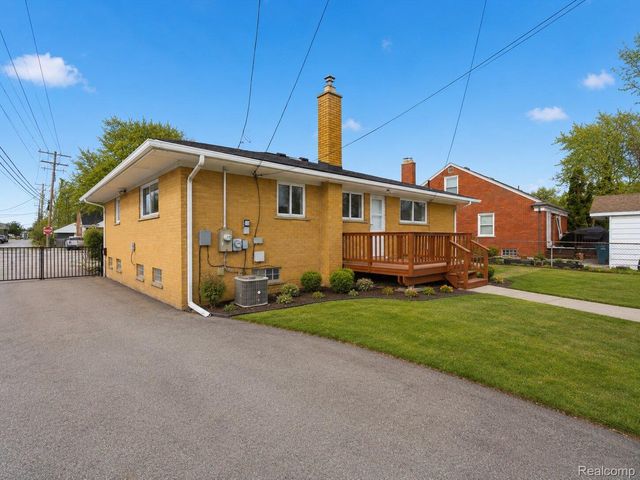 1544 Sheffield Road, Birmingham, MI 48009