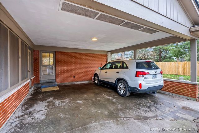 239 Hopkins Lane, Jeffersonville, IN 47130