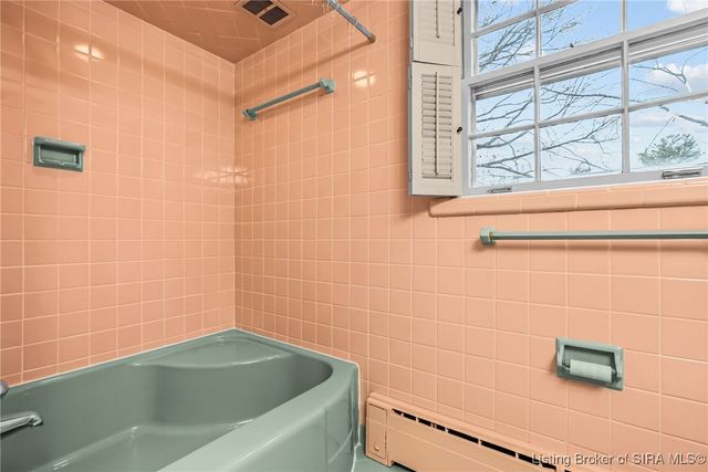 239 Hopkins Lane, Jeffersonville, IN 47130