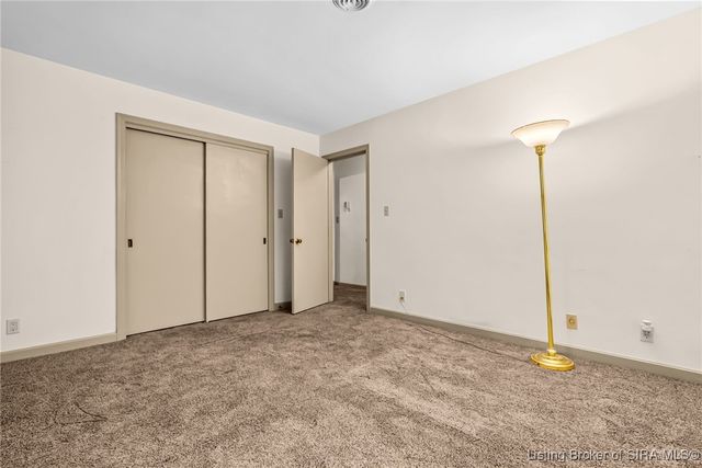 239 Hopkins Lane, Jeffersonville, IN 47130