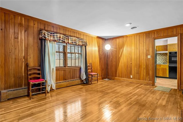 239 Hopkins Lane, Jeffersonville, IN 47130