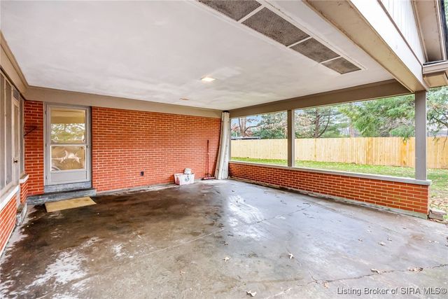 239 Hopkins Lane, Jeffersonville, IN 47130