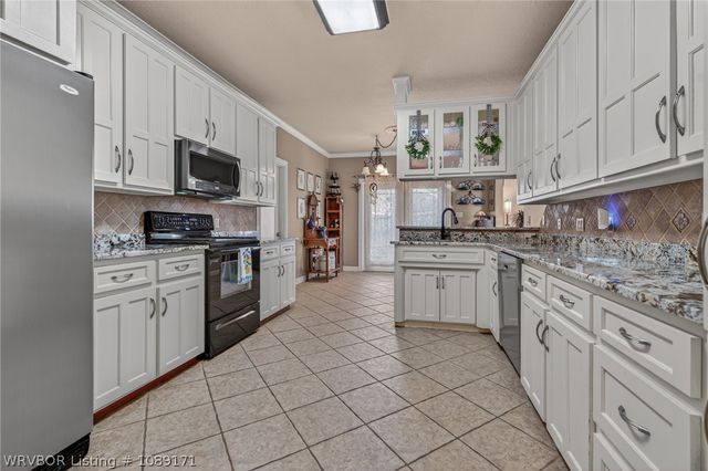 810 Woodland Way, Greenwood, AR 72936