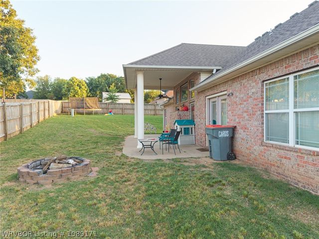 810 Woodland Way, Greenwood, AR 72936