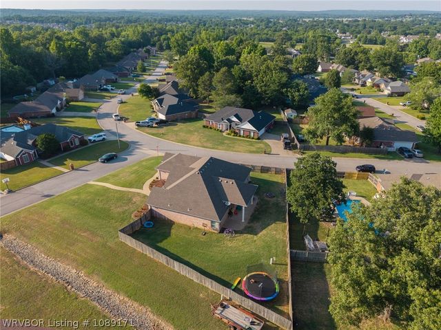 810 Woodland Way, Greenwood, AR 72936