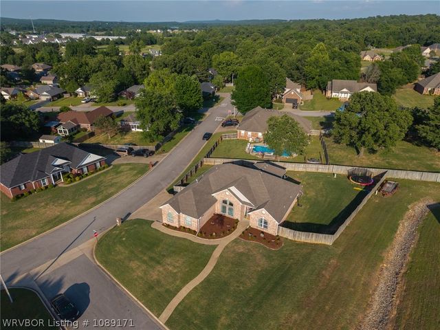 810 Woodland Way, Greenwood, AR 72936