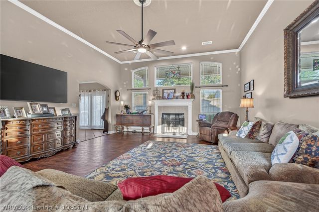 810 Woodland Way, Greenwood, AR 72936