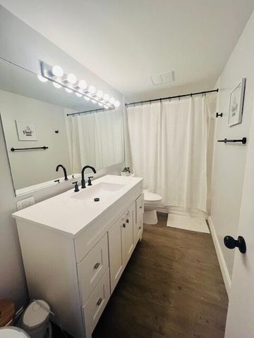 5902 59th Way, West Palm Beach, FL 33409