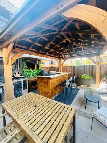 5902 59th Way, West Palm Beach, FL 33409