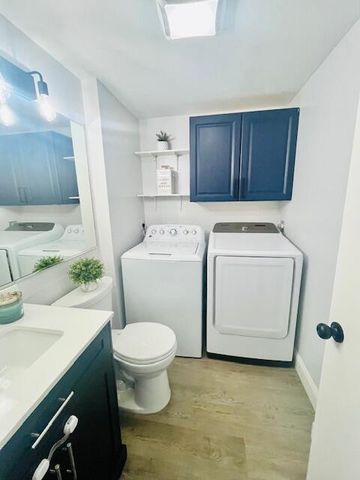 5902 59th Way, West Palm Beach, FL 33409