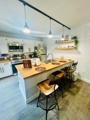 5902 59th Way, West Palm Beach, FL 33409