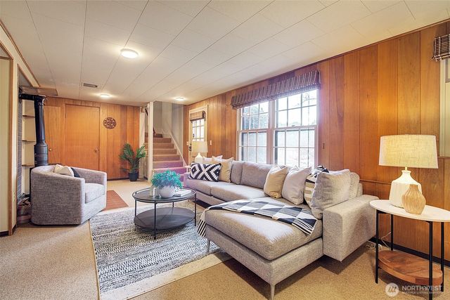 9714 20th Avenue NE, Seattle, WA 98115