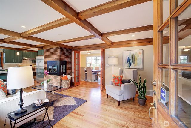 9714 20th Avenue NE, Seattle, WA 98115