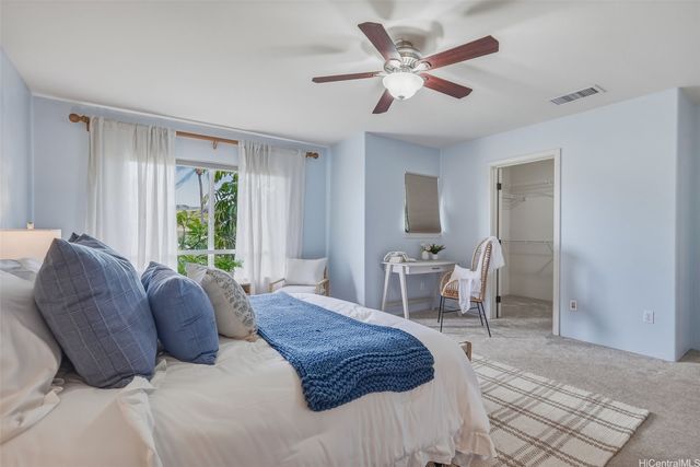 520 Lunalilo Home Road V3403, Honolulu, HI 96825