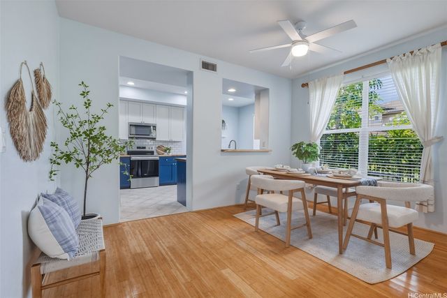 520 Lunalilo Home Road V3403, Honolulu, HI 96825