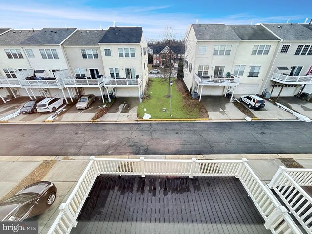 44259 HURON TER, Ashburn, VA 20147