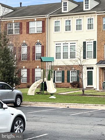 44259 HURON TER, Ashburn, VA 20147