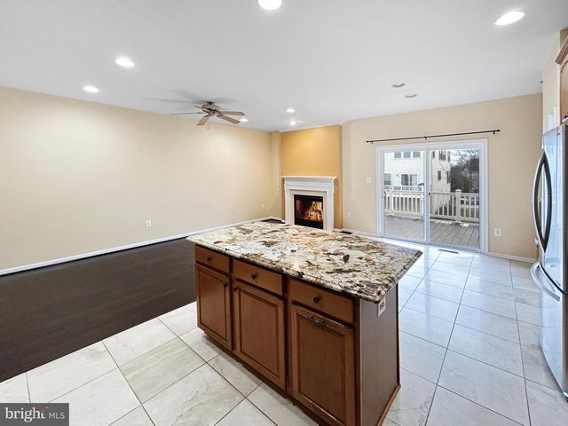 44259 HURON TER, Ashburn, VA 20147