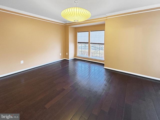 44259 HURON TER, Ashburn, VA 20147