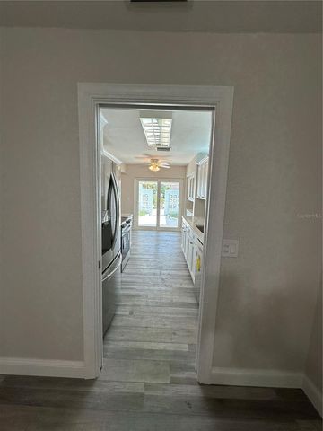 143 N BOCA CIEGA POINT, St Petersburg, FL 33708