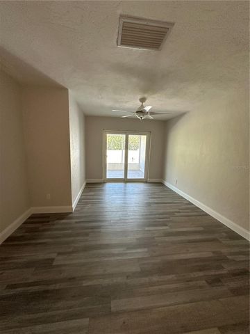 143 N BOCA CIEGA POINT, St Petersburg, FL 33708