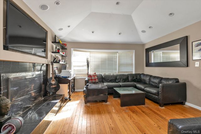 1992 Merrick Avenue, Merrick, NY 11566