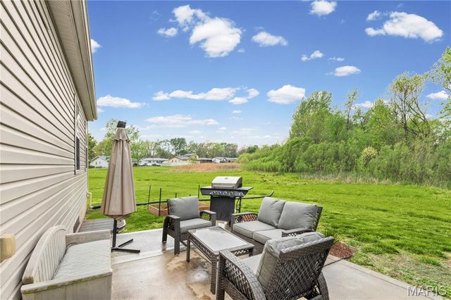 2664 Shorewood Drive, Florissant, MO 63031
