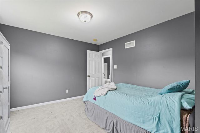2664 Shorewood Drive, Florissant, MO 63031
