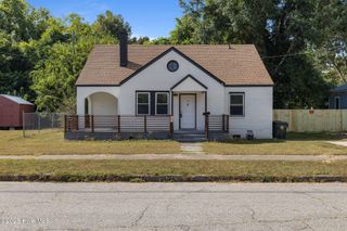 512 E Chestnut Street, Goldsboro, NC 27530