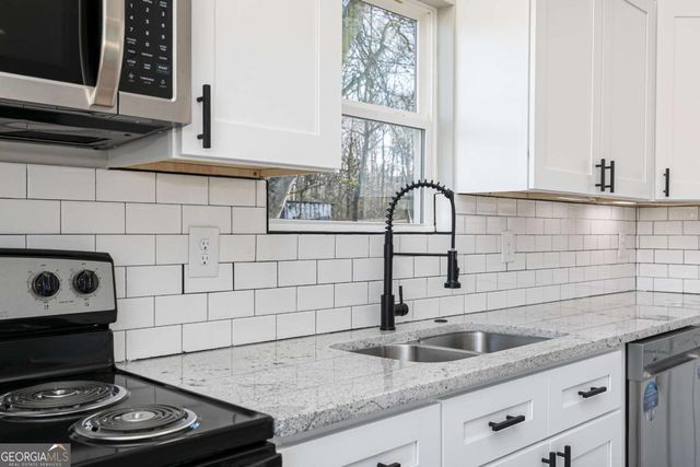 3194 Us-411, White, GA 30184