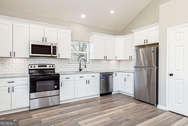 3194 Us-411, White, GA 30184