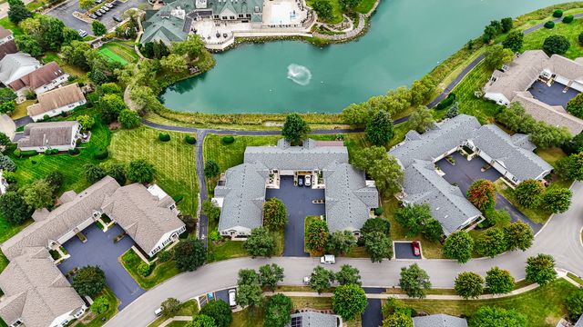 1607 Cadillac Circle, Romeoville, IL 60446
