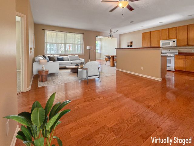 1607 Cadillac Circle, Romeoville, IL 60446