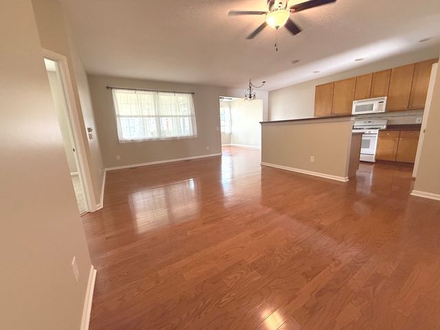 1607 Cadillac Circle, Romeoville, IL 60446