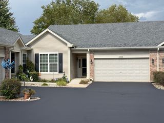1607 Cadillac Circle, Romeoville, IL 60446