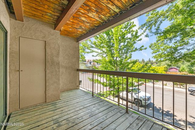 2955 Lakeside Drive 203, Reno, NV 89509