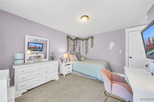 55 Oxford Avenue, Lancaster, NY 14086