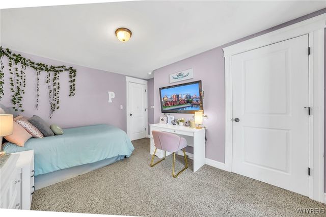 55 Oxford Avenue, Lancaster, NY 14086