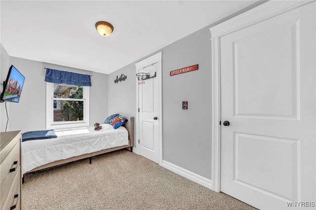 55 Oxford Avenue, Lancaster, NY 14086