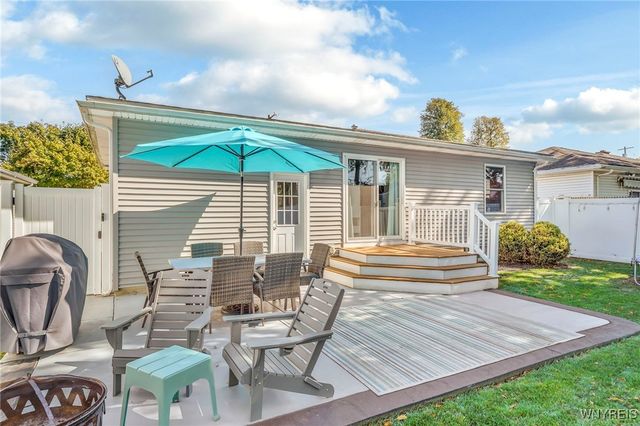 55 Oxford Avenue, Lancaster, NY 14086