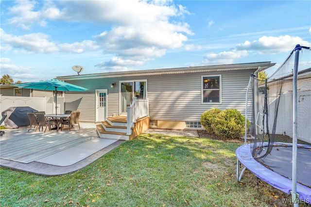 55 Oxford Avenue, Lancaster, NY 14086