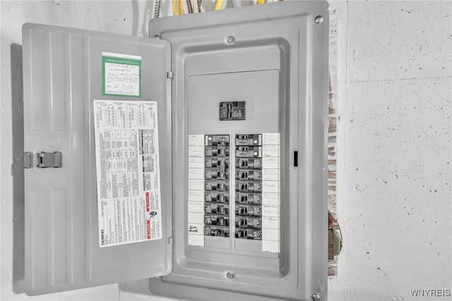 55 Oxford Avenue, Lancaster, NY 14086