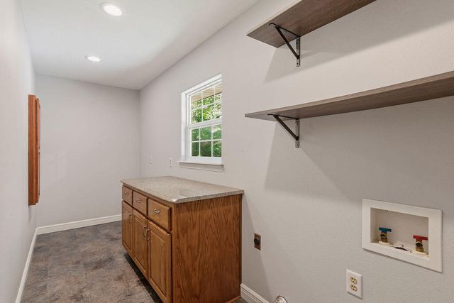 1496 S Alice Gayle Circle, Nixa, MO 65714