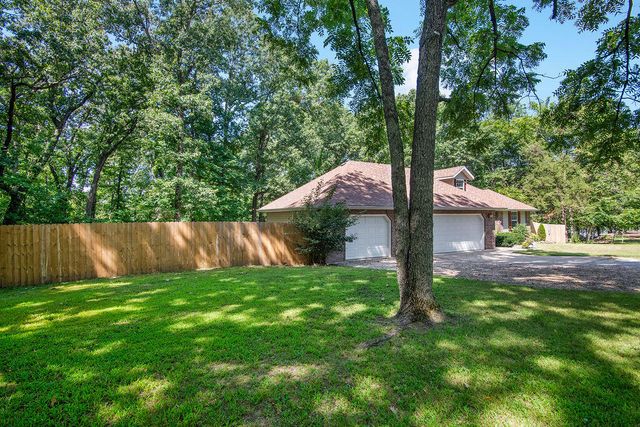 1496 S Alice Gayle Circle, Nixa, MO 65714